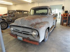 Steve's 1953 Ford F100 - 